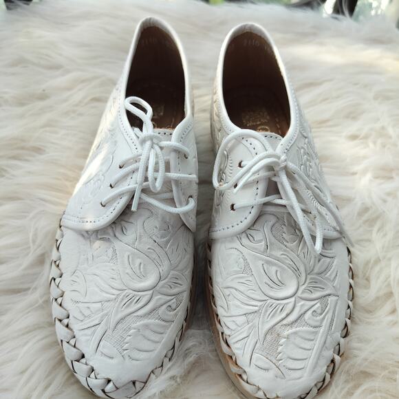 5158) Guaraxez White Tijuana Loafers Women Sizes Mex 23/ US 6 - Picture 4 of 11